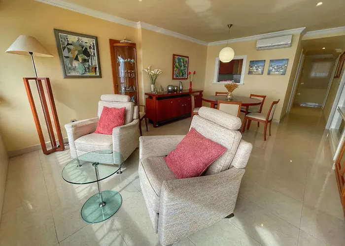 Balcon De Levante بينايدورم